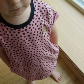 VOLNOST A LEHKOST ☁️ Přesně tak se chceme v šatech cítit. Proto jsme vytvořili jedinečné TUNIKOVÉ ŠATY s mnoha praktickými...